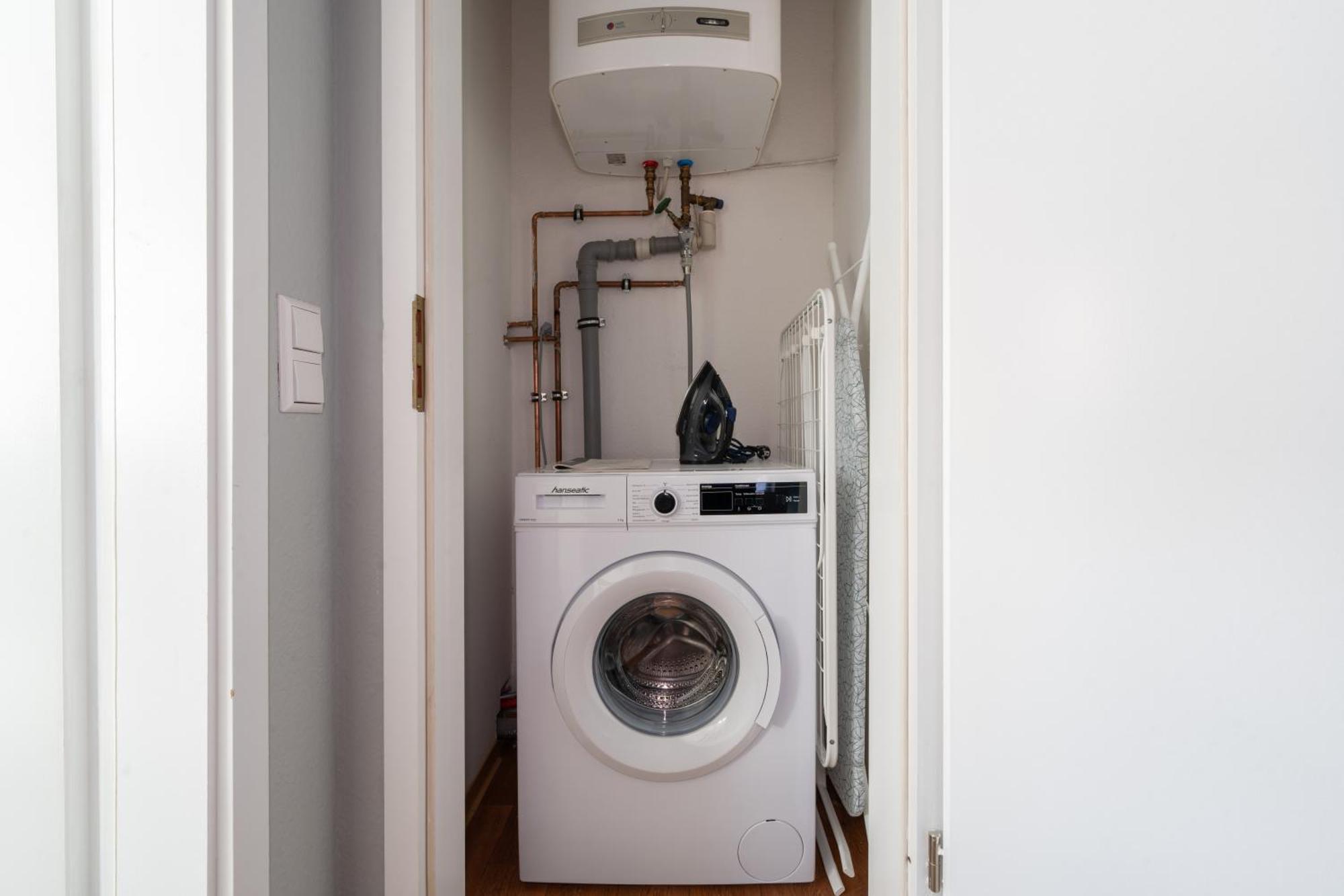 Apartment Regent Neu! Wlan-netflix-kueche- Altstadt-sbahn-dd, Elbufer *