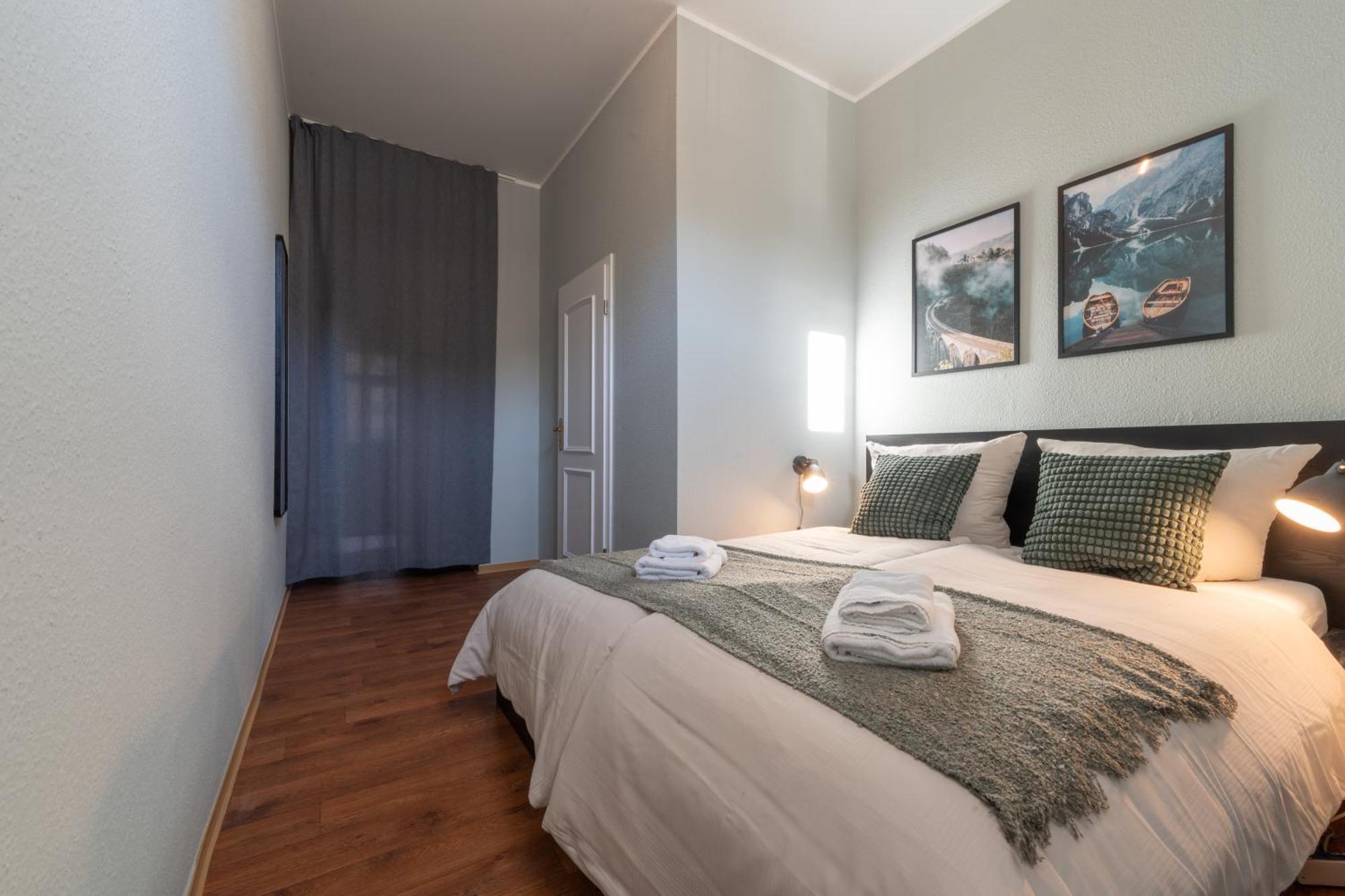 Apartment Regent Neu! Wlan-netflix-kueche- Altstadt-sbahn-dd, Elbufer *