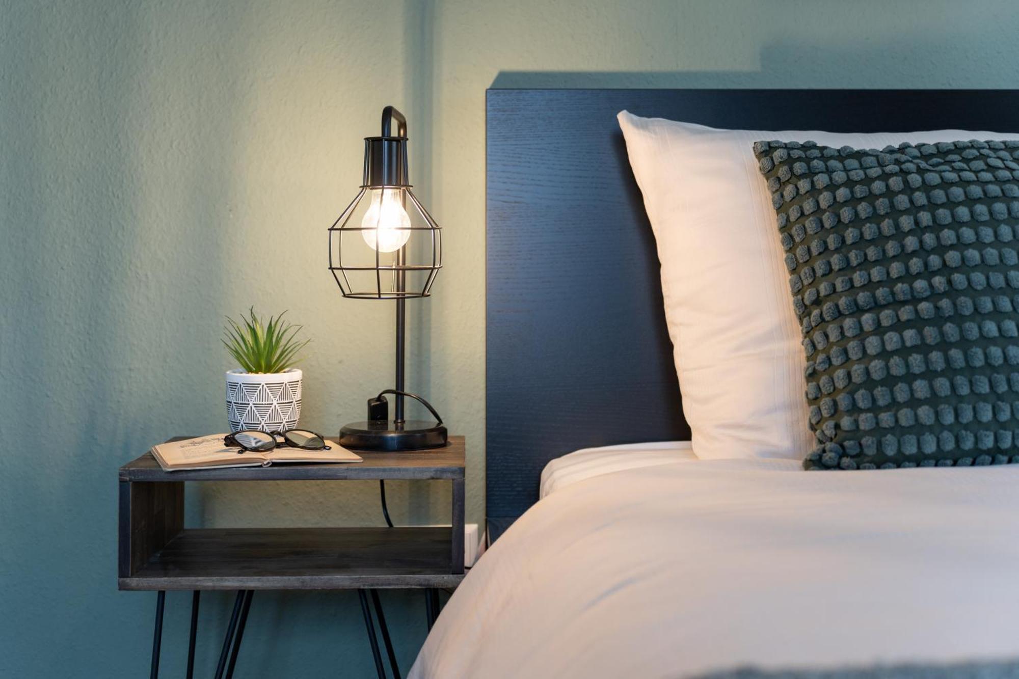 Apartment Regent Neu! Wlan-netflix-kueche- Altstadt-sbahn-dd, Elbufer